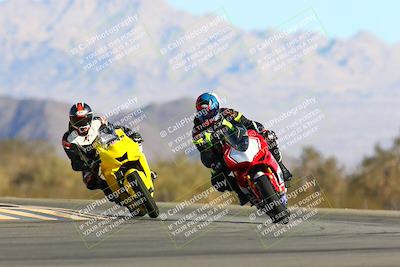 media/Jan-09-2022-SoCal Trackdays (Sun) [[2b1fec8404]]/Turn 14 (10am)/